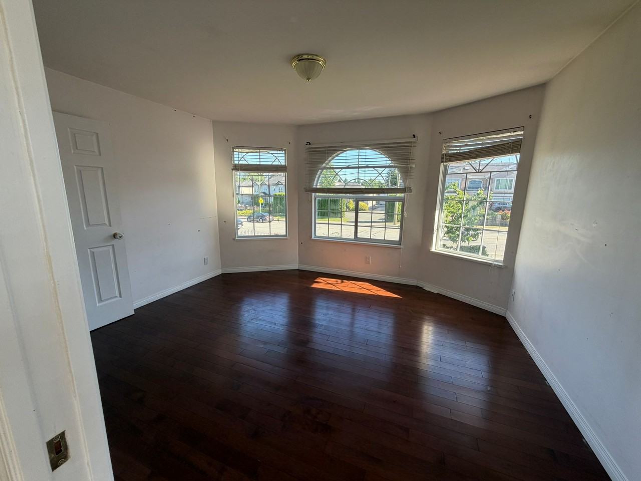 4849 Canada Way - Photo 10
