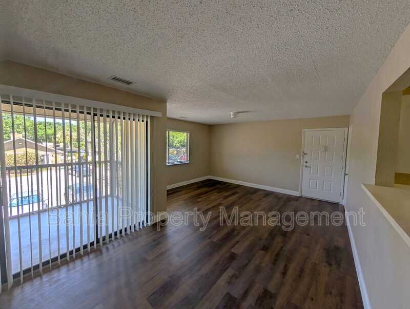 13401 Arbor Pointe Cir #201 - Photo 4 of 19
