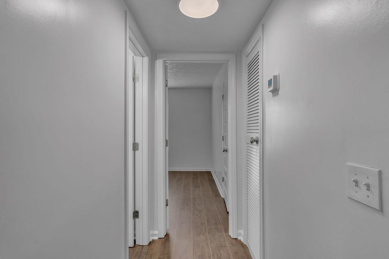 Jefferson Flats - Photo 6 of 50