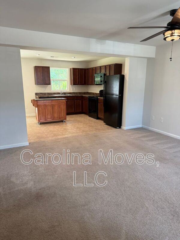 126 Fernside Ct - Photo 6 of 23