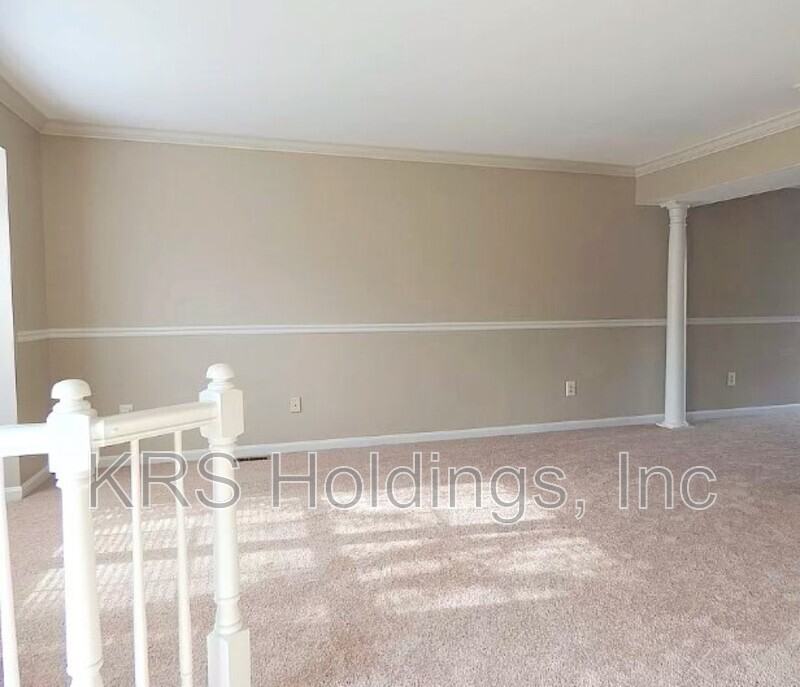 604 Backridge Ct - Photo 2 of 24
