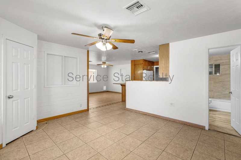 1226 E Purdue Ave #B - Photo 6 of 23