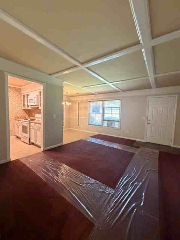 801 Eastmont Dr - Photo 5 of 19