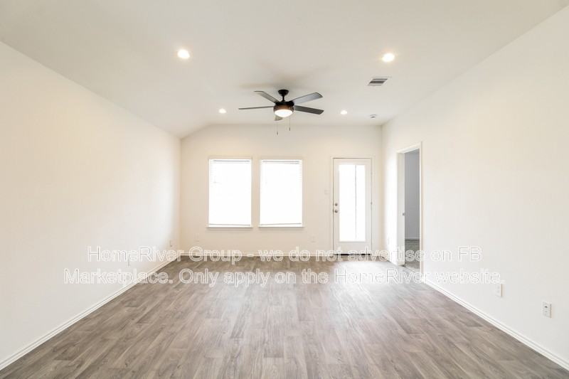 5435 Portwood Acres Dr - Photo 4 of 20