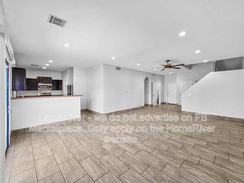 1111 W Carson Rd - Photo 6 of 22