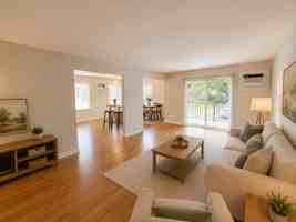 featured image of 158 N Grand Ave