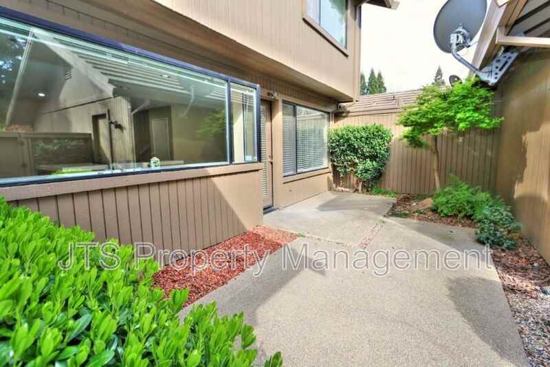 11674 Gold Country Blvd - Photo 5 of 40