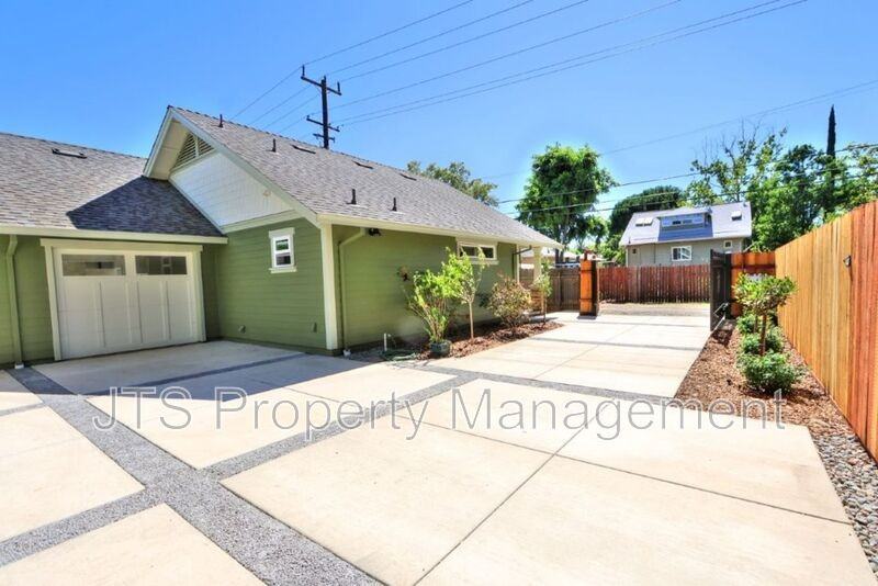 4341 Dog Aly - Photo 2 of 38
