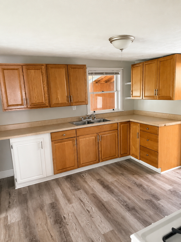 100 Lancaster St - Photo 2 of 15