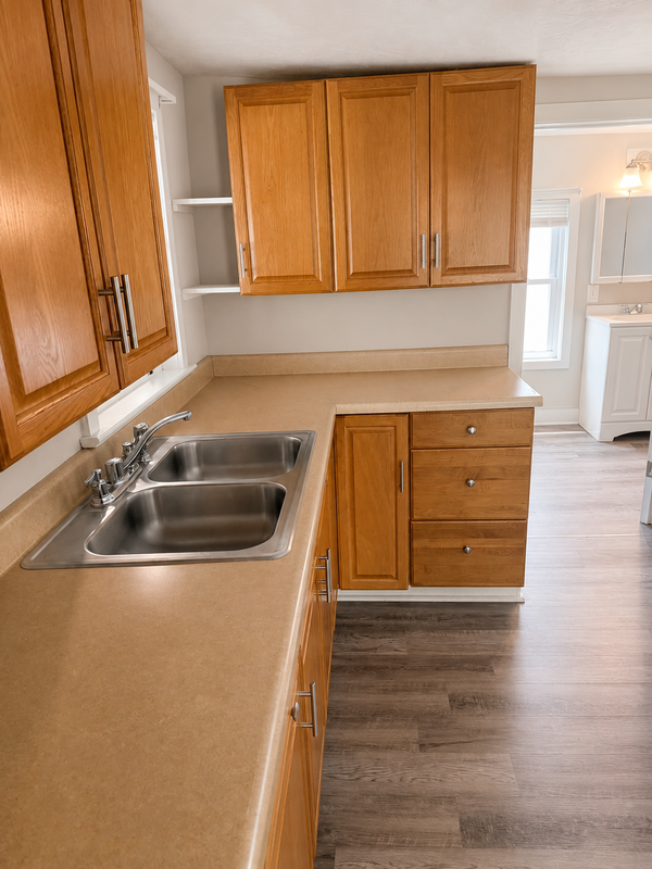 100 Lancaster St - Photo 3 of 15