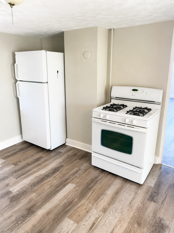 100 Lancaster St - Photo 4 of 15
