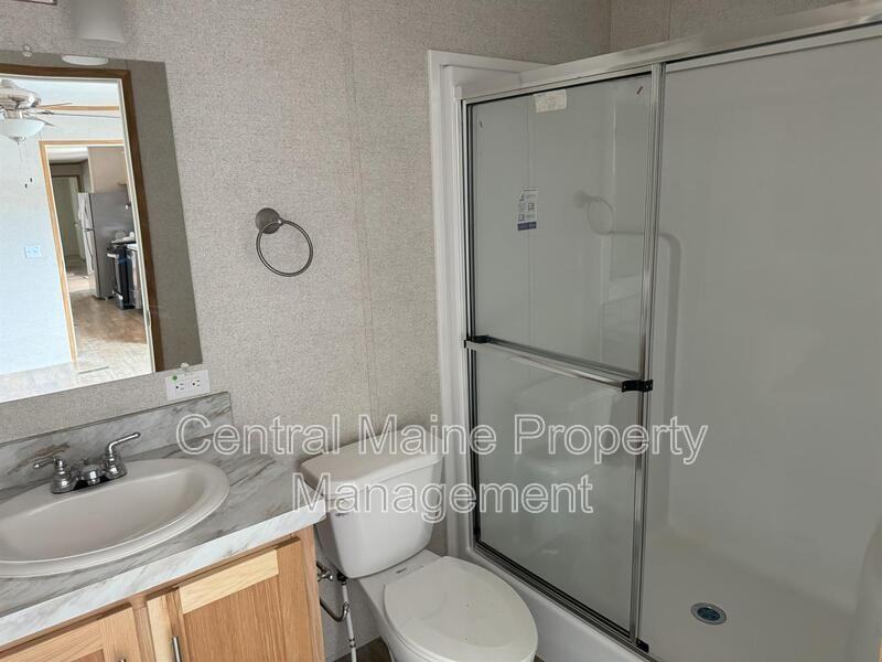 16 Austin Dr - Photo 3 of 9