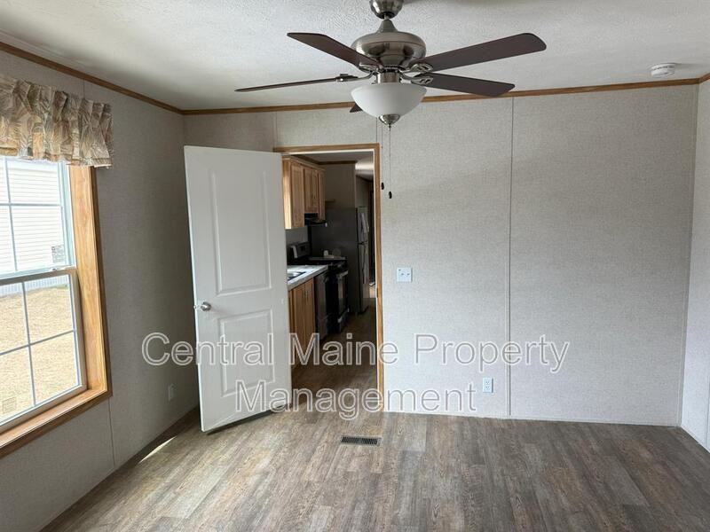 16 Austin Dr - Photo 4 of 9
