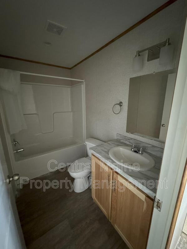 16 Austin Dr - Photo 7 of 9