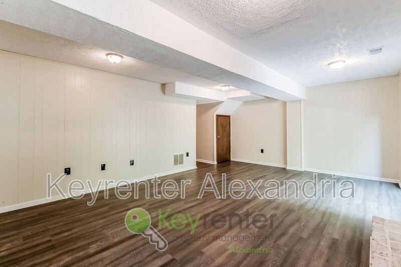 8239 Doctor Craik Ct - Photo 7 of 37