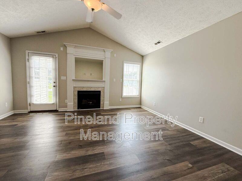 225 Shakerstone Dr - Photo 7 of 22