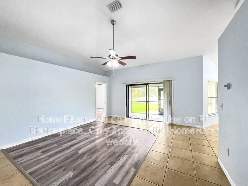 544 Flamingo Dr - Photo 3 of 18
