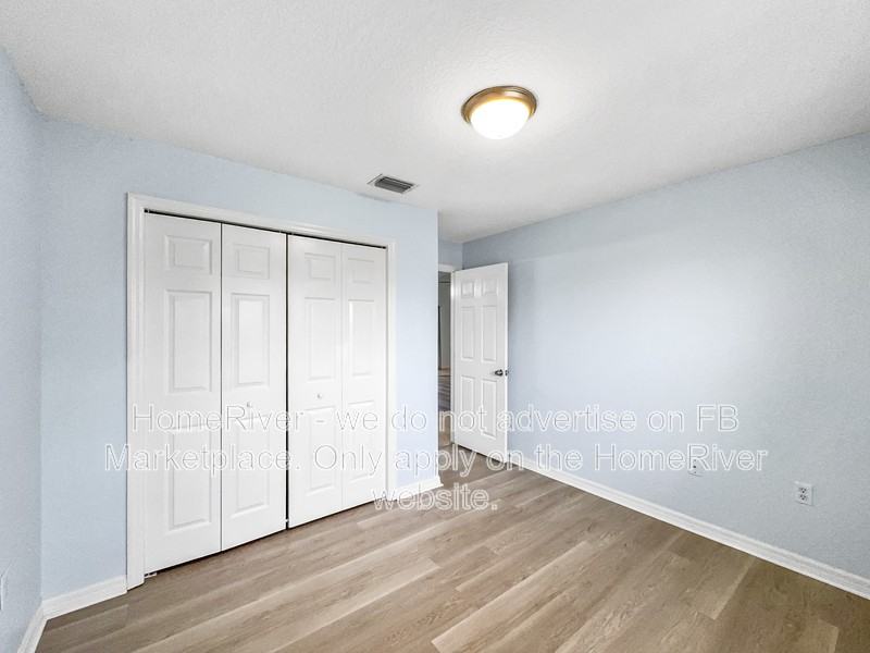 544 Flamingo Dr - Photo 7 of 18