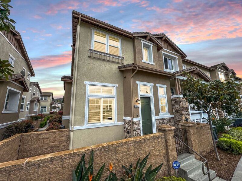 3011 Cole Grade Dr
