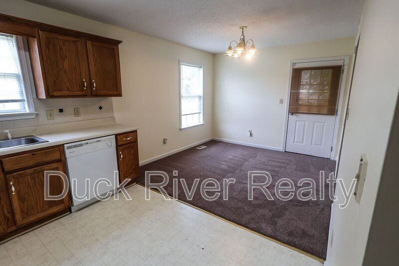 617 Wilderness Trl - Photo 7 of 13