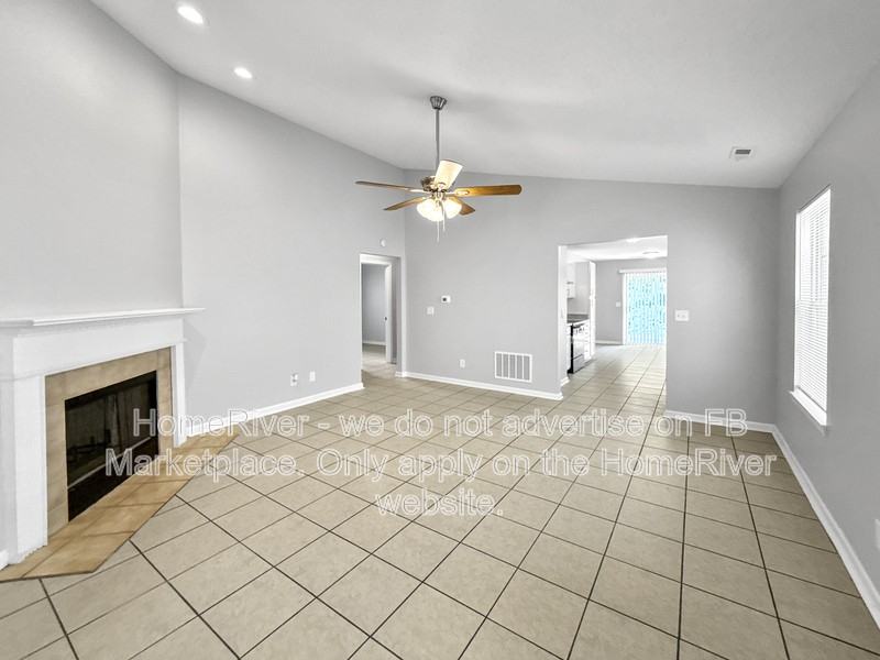 4118 Candy Apple Blvd - Photo 3 of 18