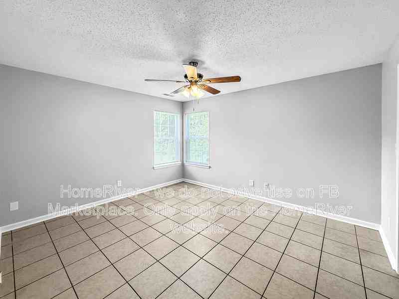 4118 Candy Apple Blvd - Photo 4 of 18