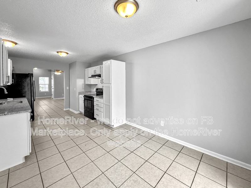 4118 Candy Apple Blvd - Photo 5 of 18