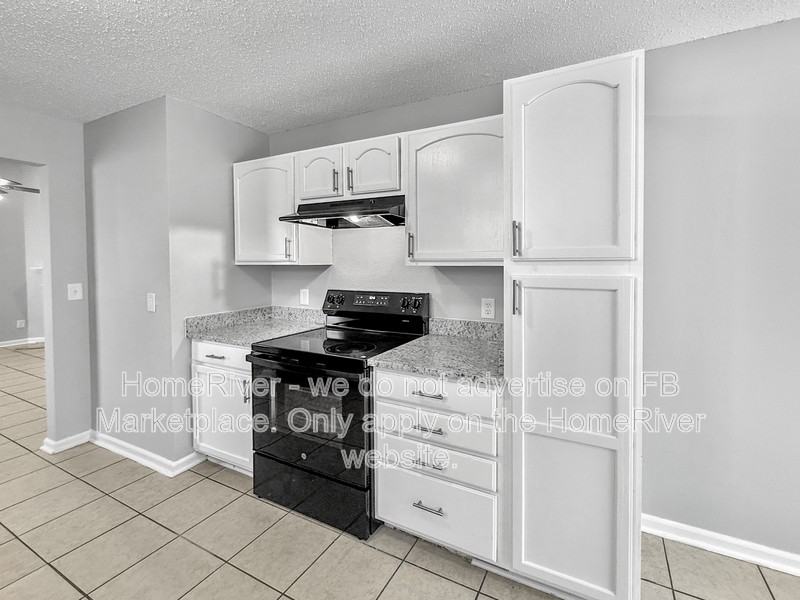 4118 Candy Apple Blvd - Photo 7 of 18