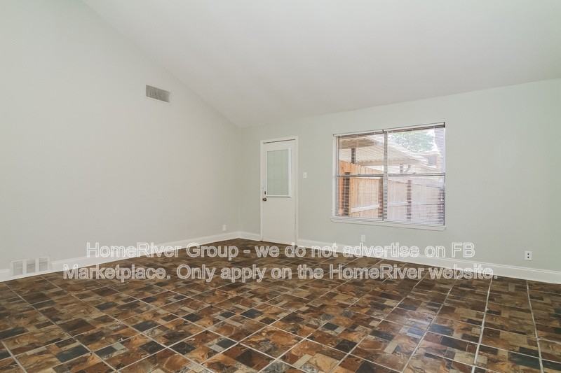 656 Fern Meadow Dr - Photo 4 of 25