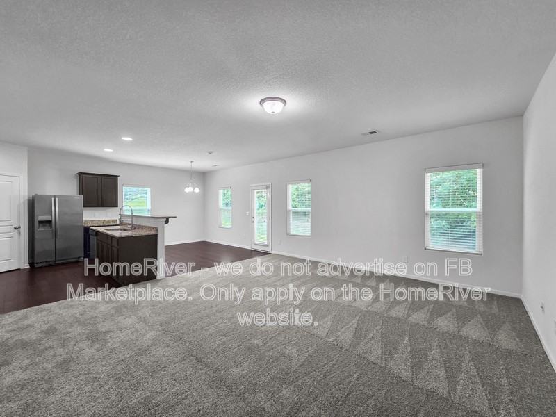 4721 Opus Ln - Photo 3 of 21