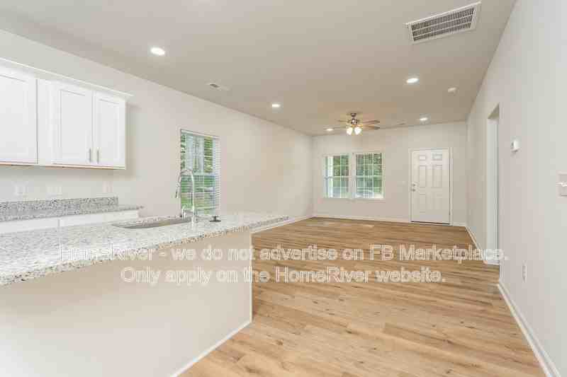 3350 Cardinal St - Photo 4 of 18