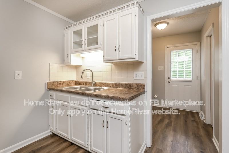 3095 Buchanan St - Photo 6 of 20