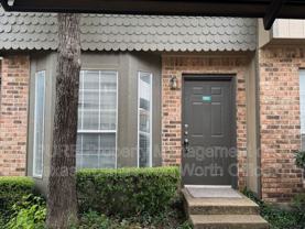 4002 W Pioneer Dr #112 - Photo 1 of 1