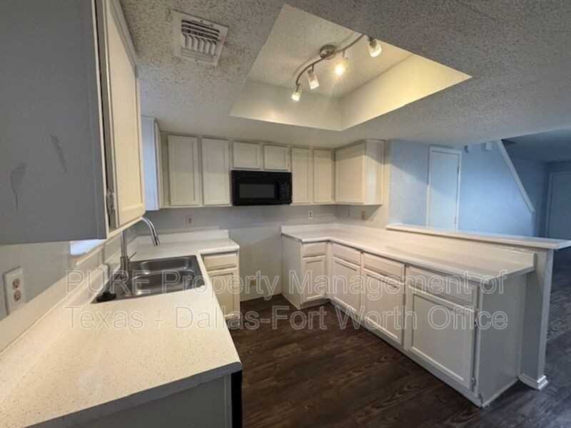 4002 W Pioneer Dr #112 - Photo 2 of 26