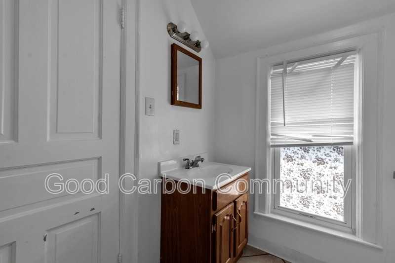 331 Schenck St #2 - Photo 6 of 11