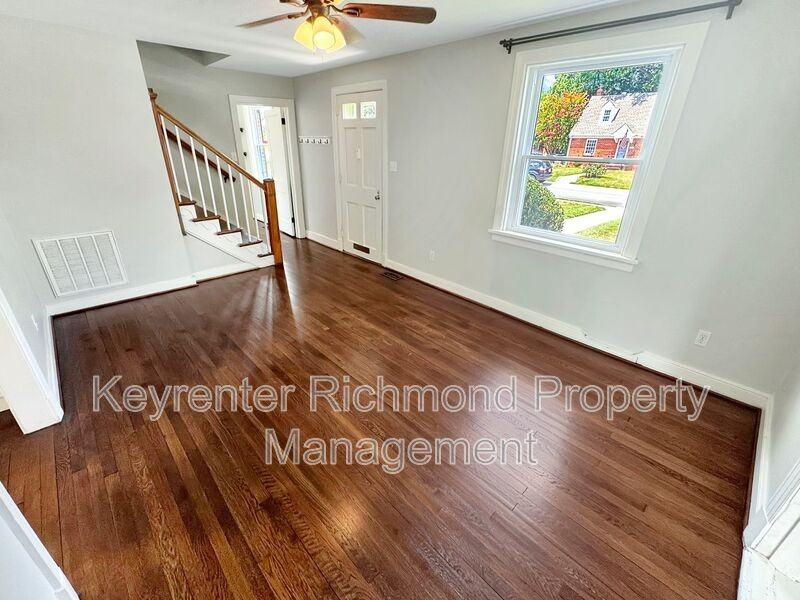 2127 New Berne Rd - Photo 3 of 18