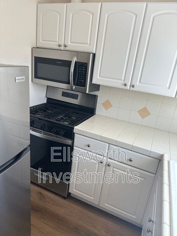 3531 Park Blvd - Photo 4 of 10