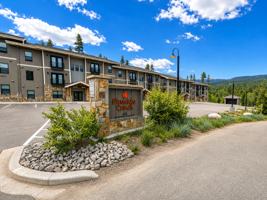 featured image of 460 Kings Crossing Rd