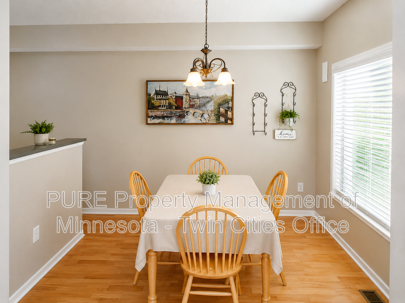 1201 Timber Way - Photo 4 of 10