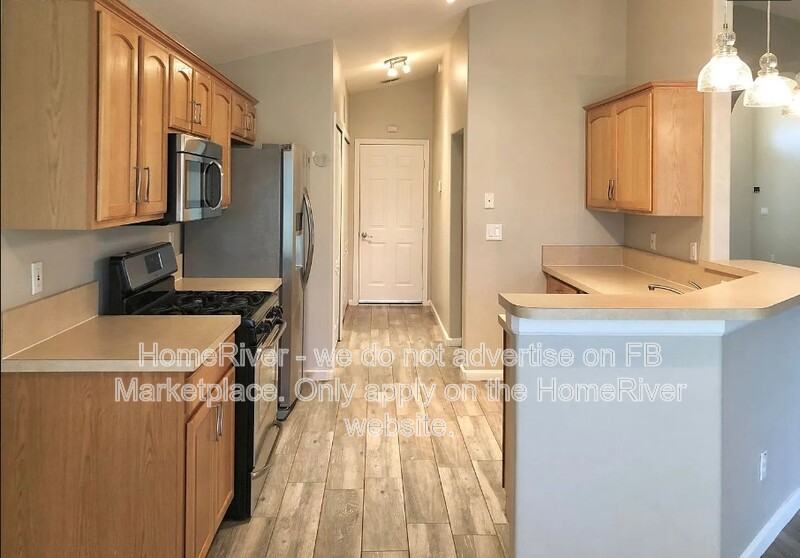 2813 Mayflower Loop - Photo 2 of 15