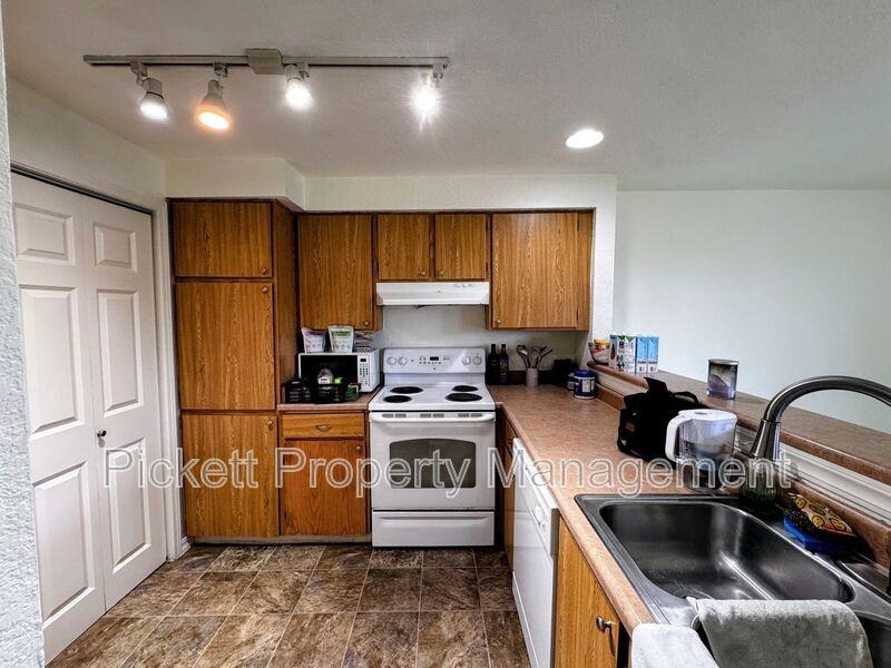 1700 W Sunn Fjord Ln #L104 - Photo 4 of 16