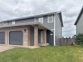 featured image of 780 N Cloverleaf Loop