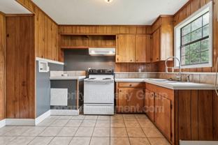 218 Lovelace Rd - Photo 1 of 1