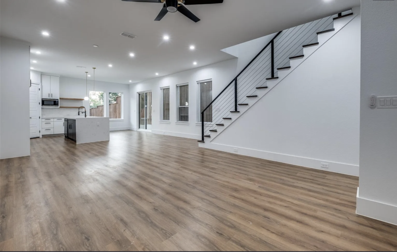 2345 Hondo Ave - Photo 3 of 11