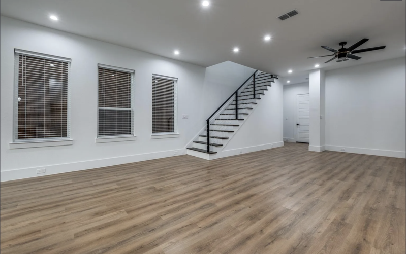 2345 Hondo Ave - Photo 4 of 11