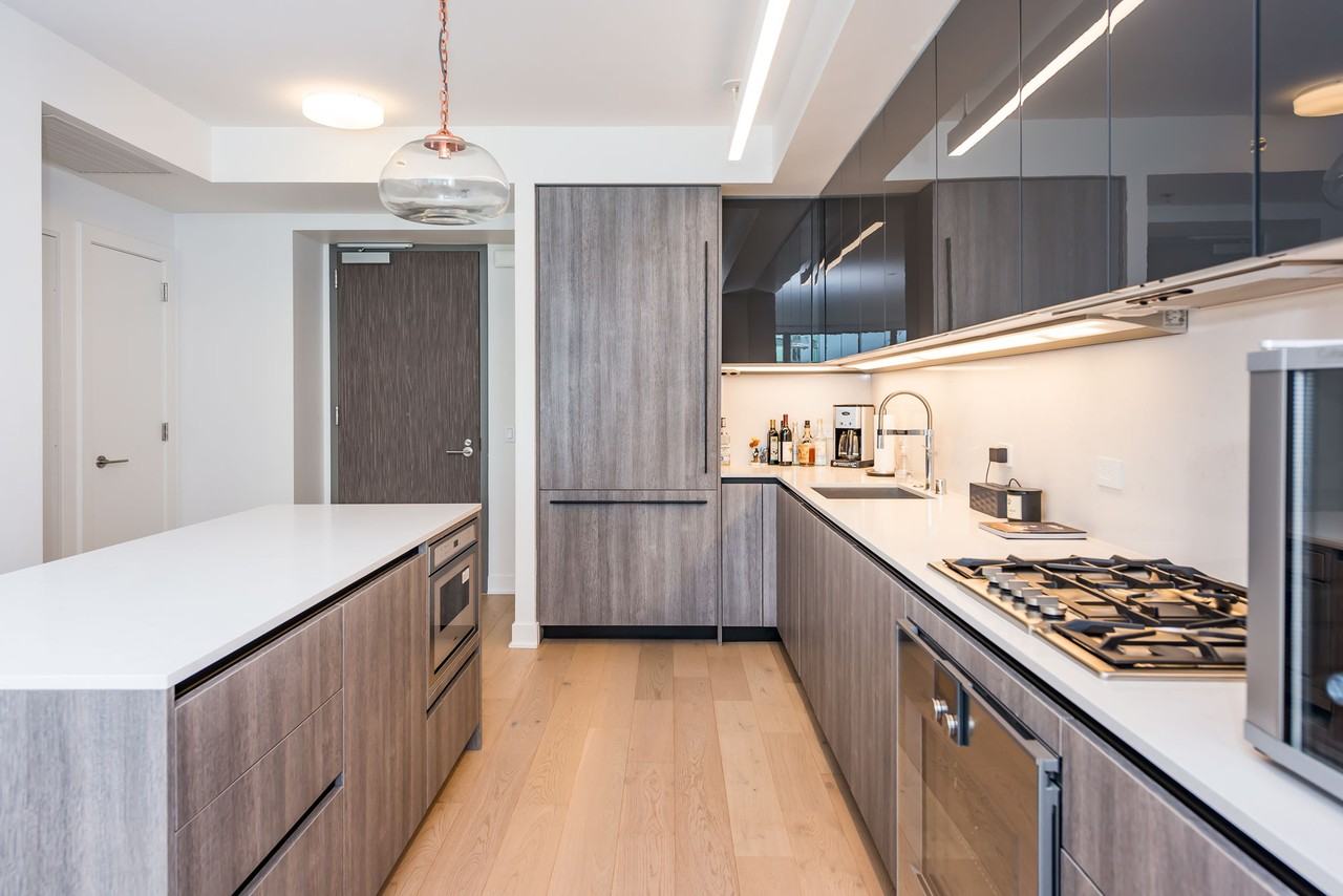 338 Main Street #20B - Photo 5 of 26
