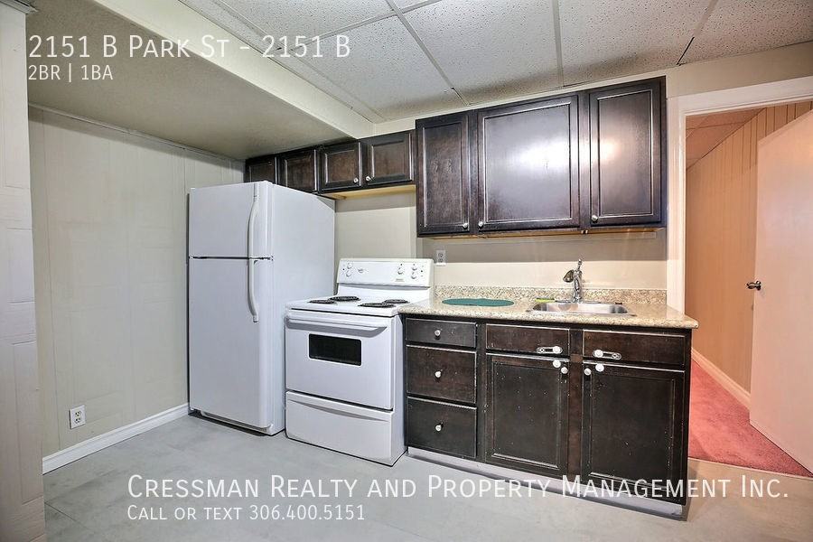 2151 Park St - Photo 4 of 13