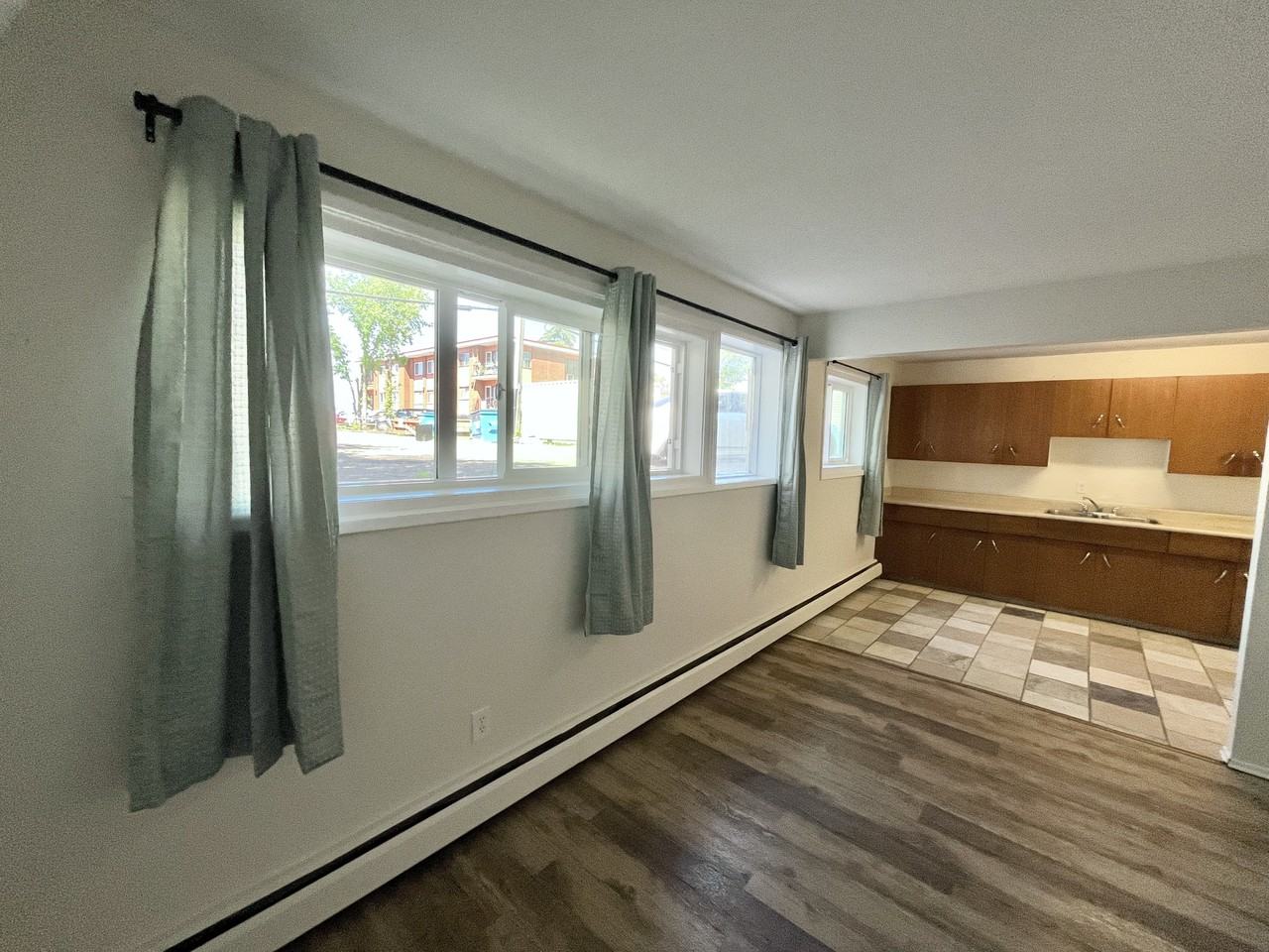 101, 11832-105 Street - Photo 2 of 16