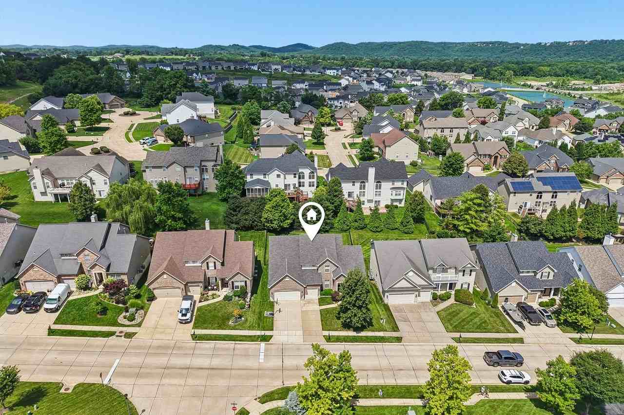5233 Mirasol Manor Way - Photo 3 of 50