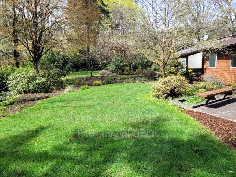 22876 Alsea Hwy - Photo 2 of 10